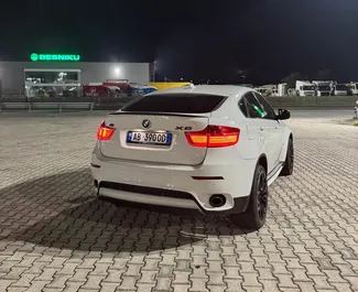 BMW X6 2014 do wynajęcia w Tiranie. Limit przebiegu nieograniczony.