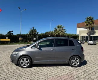 Wynajmij Volkswagen Golf 6 2012 w Albanii. Paliwo: Benzyna. Moc:  KM ➤ Koszt od 29 EUR za dobę.