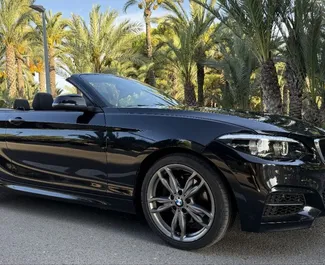 BMW 220d Cabrio 2019 do wynajęcia w Alicante. Limit przebiegu 250 km/dzień.