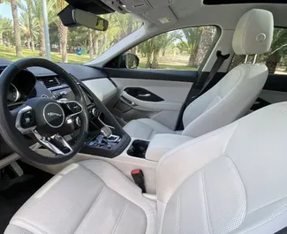 Jaguar F-PACE 2022 – wynajem od właścicieli w Alicante (Hiszpania).