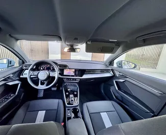 Wynajmij Audi A3 Sedan 2025 w ZEA. Paliwo: Benzyna. Moc: 170 KM ➤ Koszt od 276 AED za dobę.