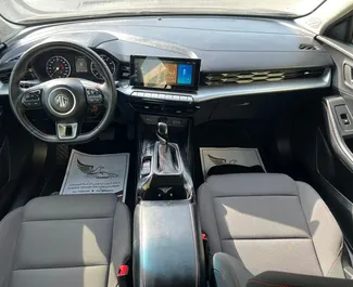 MG 5/GT 2024 – wynajem od właścicieli w Dubaju (ZEA).