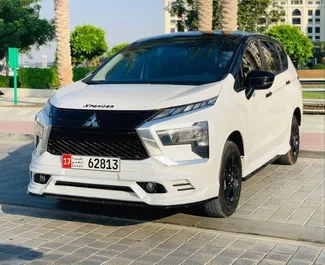 Wypożyczalnia Mitsubishi Xpander w Dubaju, ZEA ✓ Nr 8731. ✓ Skrzynia Automatyczna ✓ Opinii: 0.