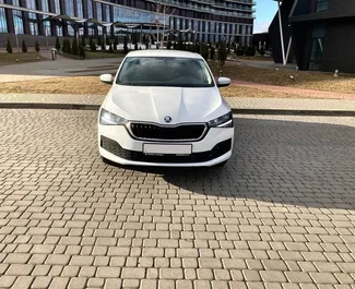 Wynajmij Skoda Rapid 2021 na Białorusi. Paliwo: Benzyna. Moc: 90 KM ➤ Koszt od 35 USD za dobę.