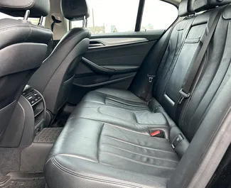 BMW G30 – samochód kategorii Premium na wynajem na Białorusi ✓ Depozyt 200 USD ✓ Ubezpieczenie: OC, CDW.