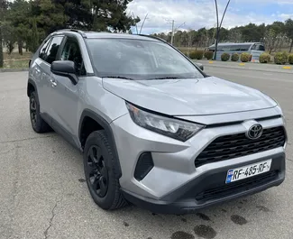 Wypożyczalnia Toyota Rav4 na lotnisku w Tbilisi, Gruzja ✓ Nr 15117. ✓ Skrzynia Automatyczna ✓ Opinii: 0.