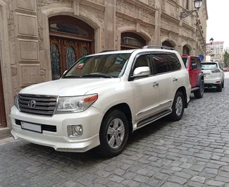 Wypożyczalnia Toyota Land Cruiser 200 w Baku, Azerbejdżan ✓ Nr 12183. ✓ Skrzynia Automatyczna ✓ Opinii: 0.