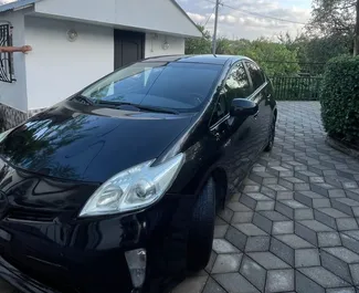 Wynajem samochodu Toyota Prius nr 15135 (Automatyczna) w Kutaisi, z silnikiem 1,8l. Hybryda ➤ Bezpośrednio od Sofio w Gruzji.