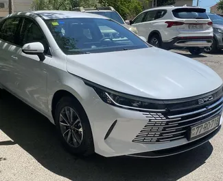 Wynajmij BYD Destroyer 05 2025 w Azerbejdżanie. Paliwo: Benzyna. Moc: 290 KM ➤ Koszt od 56 AZN za dobę.