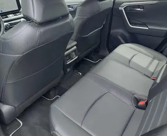 Silnik Hybryda 2,5 l – Wynajmij Toyota Rav4 w Tbilisi.