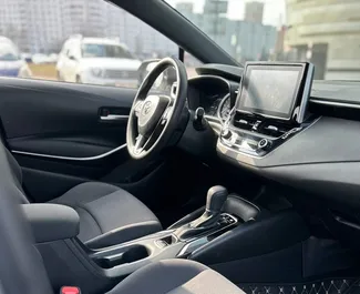 Silnik Hybryda 1,8 l – Wynajmij Toyota Corolla Sedan W Mińsku.