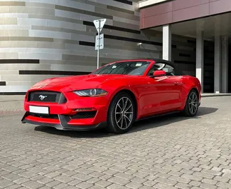 Wynajem samochodu Ford Mustang Cabrio nr 15042 (Automatyczna) W Mińsku, z silnikiem 2,3l. Benzyna ➤ Bezpośrednio od Dmitry na Białorusi.