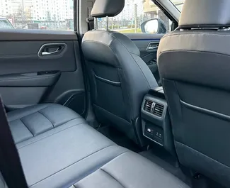 Nissan X-Trail – samochód kategorii Komfort, Crossover na wynajem na Białorusi ✓ Depozyt 200 USD ✓ Ubezpieczenie: OC, CDW.