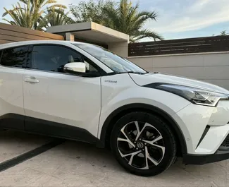 Toyota C-HR – samochód kategorii Ekonomiczny, Komfort, Crossover na wynajem w Hiszpanii ✓ Depozyt 300 EUR ✓ Ubezpieczenie: OC.