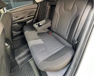 Wynajmij Hyundai Elantra 2023 w Azerbejdżanie. Paliwo: Benzyna. Moc:  KM ➤ Koszt od 40 AZN za dobę.