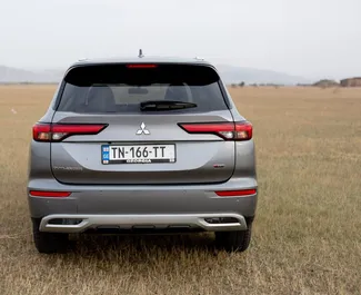 Mitsubishi Outlander – samochód kategorii Komfort, Crossover na wynajem w Gruzji ✓ Depozyt 410 GEL ✓ Ubezpieczenie: OC, SCDW.