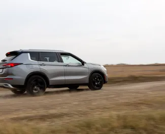 Wynajem samochodu Mitsubishi Outlander nr 15182 (Automatyczna) w Tbilisi, z silnikiem 2,5l. Benzyna ➤ Bezpośrednio od Julia w Gruzji.