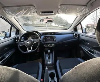 Wynajmij Nissan Sunny 2023 w Azerbejdżanie. Paliwo: Benzyna. Moc:  KM ➤ Koszt od 37 AZN za dobę.