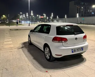 Wynajem samochodu Volkswagen Golf 6 nr 15188 (Manualna) w Tiranie, z silnikiem 1,6l. Benzyna ➤ Bezpośrednio od Ira w Albanii.