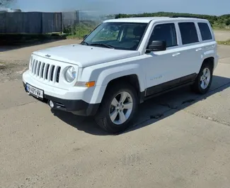 Wypożyczalnia Jeep Patriot w Tbilisi, Gruzja ✓ Nr 15175. ✓ Skrzynia Automatyczna ✓ Opinii: 0.