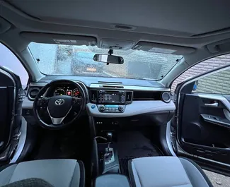 Toyota Rav4 2018 do wynajęcia w Kutaisi. Limit przebiegu nieograniczony.