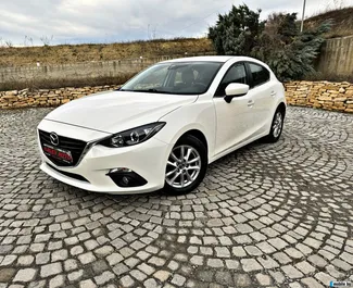 Wypożyczalnia Mazda 3 na lotnisku w Burgas, Bułgaria ✓ Nr 15215. ✓ Skrzynia Automatyczna ✓ Opinii: 0.