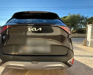 Wynajmij Kia Sportage 2022 w Hiszpanii. Paliwo: Hybryda. Moc: 265 KM ➤ Koszt od 70 EUR za dobę.