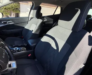 Kia Sportage 2022 do wynajęcia w Alicante. Limit przebiegu 250 km/dzień.