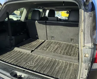 Wynajmij Toyota Highlander w Tbilisi Gruzja