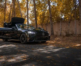 Wynajmij Mercedes-Benz E53 AMG 2024 w ZEA. Paliwo: Benzyna. Moc:  KM ➤ Koszt od 550 AED za dobę.