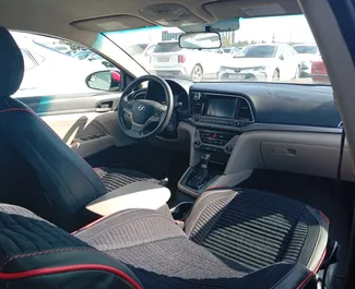 Hyundai Elantra 2018 do wynajęcia w Baku. Limit przebiegu nieograniczony.