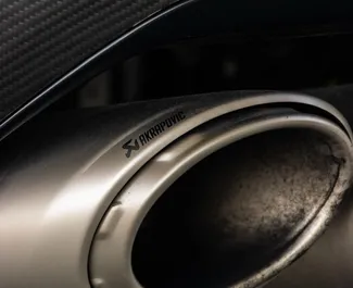 Silnik Benzyna 4,0 l – Wynajmij Lamborghini Urus w Dubaju.