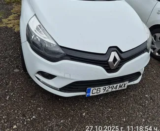 Wypożyczalnia Renault Clio 4 na lotnisku w Sofii, Bułgaria ✓ Nr 15383. ✓ Skrzynia Manualna ✓ Opinii: 0.