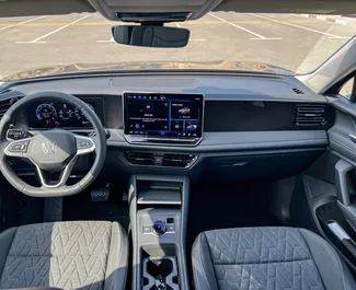 Wynajem samochodu Volkswagen Tiguan nr 12264 (Automatyczna) w Dubaju, z silnikiem 1,4l. Benzyna ➤ Bezpośrednio od Sarah w ZEA.