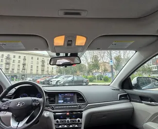Silnik Benzyna 2,0 l – Wynajmij Hyundai Elantra w Tbilisi.