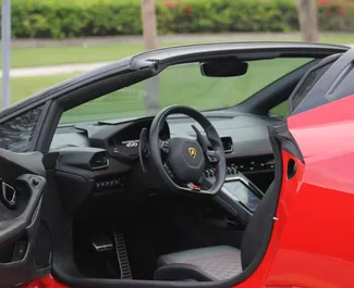 Silnik Benzyna 5,2 l – Wynajmij Lamborghini Huracan Perfomante Spider w Dubaju.