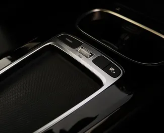 Mercedes-Benz CLA-Class 2025 – wynajem od właścicieli w Dubaju (ZEA).