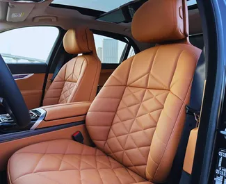BMW 735i 2025 – wynajem od właścicieli w Dubaju (ZEA).