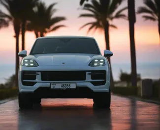 Wypożyczalnia Porsche Cayenne w Dubaju, ZEA ✓ Nr 15332. ✓ Skrzynia Automatyczna ✓ Opinii: 0.