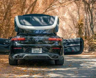 Silnik Benzyna  l – Wynajmij Mercedes-Benz E53 AMG w Dubaju.