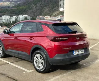 Opel Grandland X – samochód kategorii Komfort, Crossover na wynajem w Czarnogórze ✓ Depozyt 200 EUR ✓ Ubezpieczenie: OC, CDW, SCDW, FDW, Zagranica.