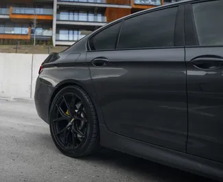Wynajmij BMW 535 w Tbilisi Gruzja