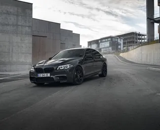Wynajmij BMW 535 w Tbilisi Gruzja