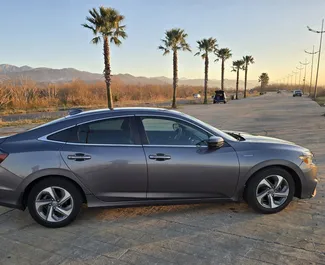 Wynajem samochodu Honda Insight nr 15521 (Automatyczna) w Batumi, z silnikiem 1,5l. Hybryda ➤ Bezpośrednio od Anastazja w Gruzji.