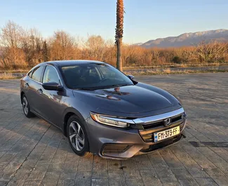 Honda Insight – samochód kategorii Ekonomiczny, Komfort na wynajem w Gruzji ✓ Bez Depozytu ✓ Ubezpieczenie: OC, CDW, Bez Depozytu.