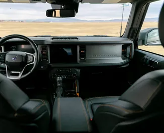 Ford Bronco – samochód kategorii Komfort, SUV na wynajem w Gruzji ✓ Depozyt 800 GEL ✓ Ubezpieczenie: OC.
