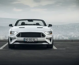 Ford Mustang GT Cabrio 2021 – wynajem od właścicieli w Tbilisi (Gruzja).