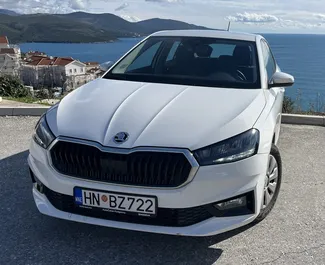Wypożyczalnia Skoda Fabia w Herceg Novi, Czarnogóra ✓ Nr 15425. ✓ Skrzynia Automatyczna ✓ Opinii: 1.