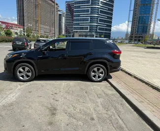 Toyota Highlander – samochód kategorii Komfort, Premium, Crossover na wynajem w Gruzji ✓ Depozyt 300 GEL ✓ Ubezpieczenie: OC, Od Kradzieży.