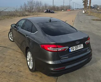 Silnik Benzyna 2,0 l – Wynajmij Ford Fusion Sedan w Batumi.